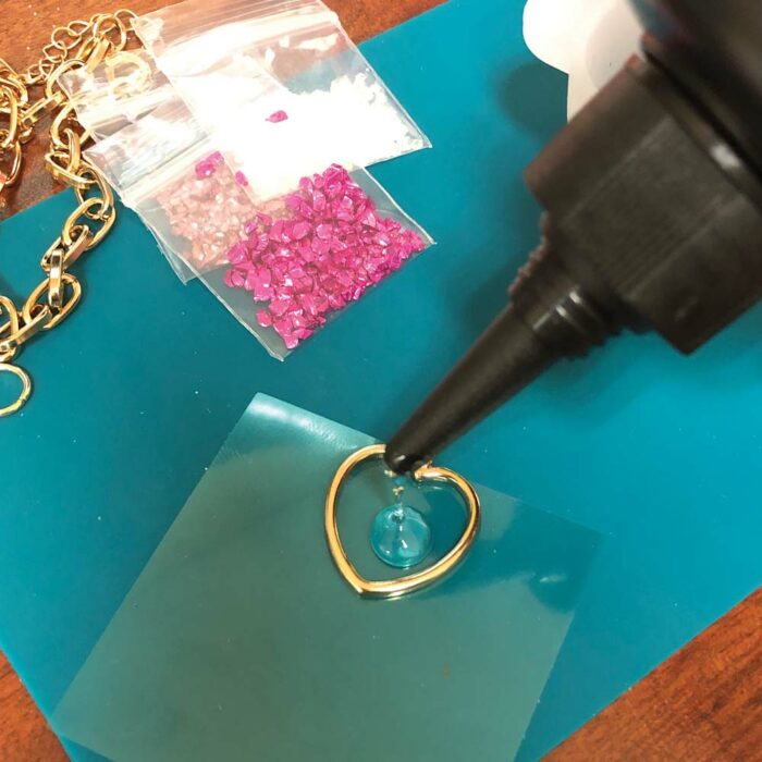 UV Resin Armband met Resin Hartje DIY Mini Kit - Afbeelding 5