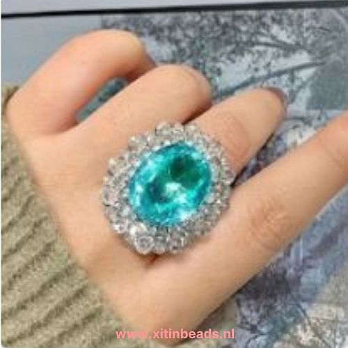 ring gemaakt met Siliconen Mal Facet Steentjes